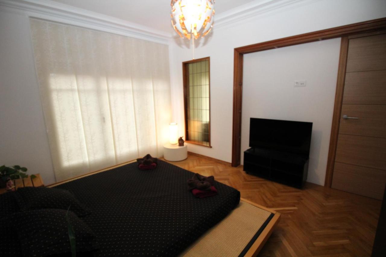 Nuevo Balmes Habitaciones Barcelona Eksteriør billede